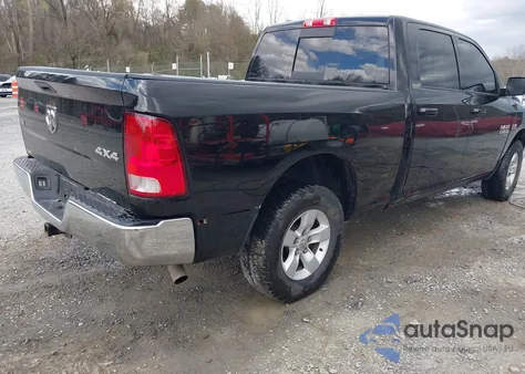 2019 Ram 1500 Classic Slt 4X4 6'4 Box z USA, uszkodzony, nr VIN 1C6RR7TT5KS714118